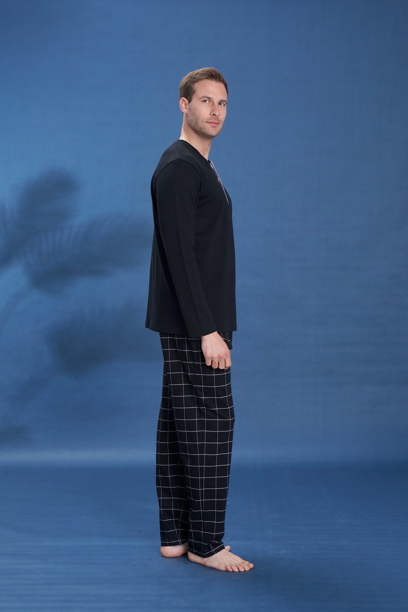 Erkek - Siyah Düğmeli Düz Uzun Kollu Süprem Kumaş Alt Üst Pijama Takım