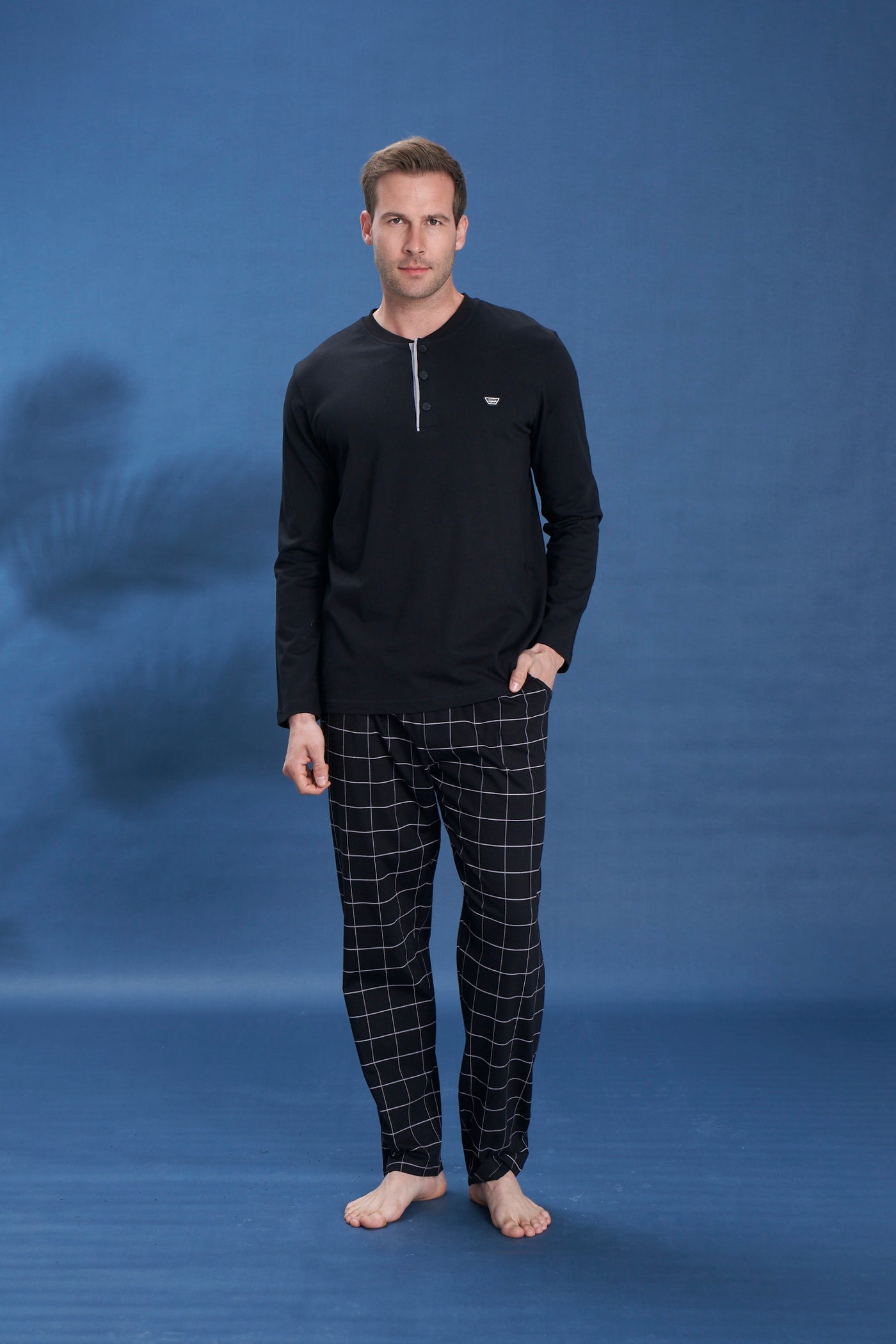 Erkek - Siyah Düğmeli Düz Uzun Kollu Süprem Kumaş Alt Üst Pijama Takım