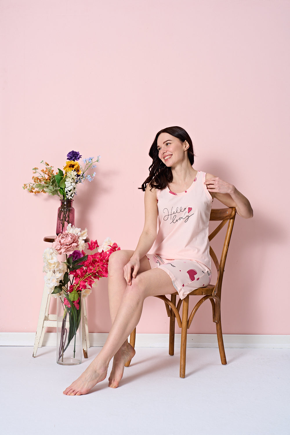 Kadın - Açık Pembe Kalp Desenli Kolsuz Alt Üst Şortlu Pijama Takımı